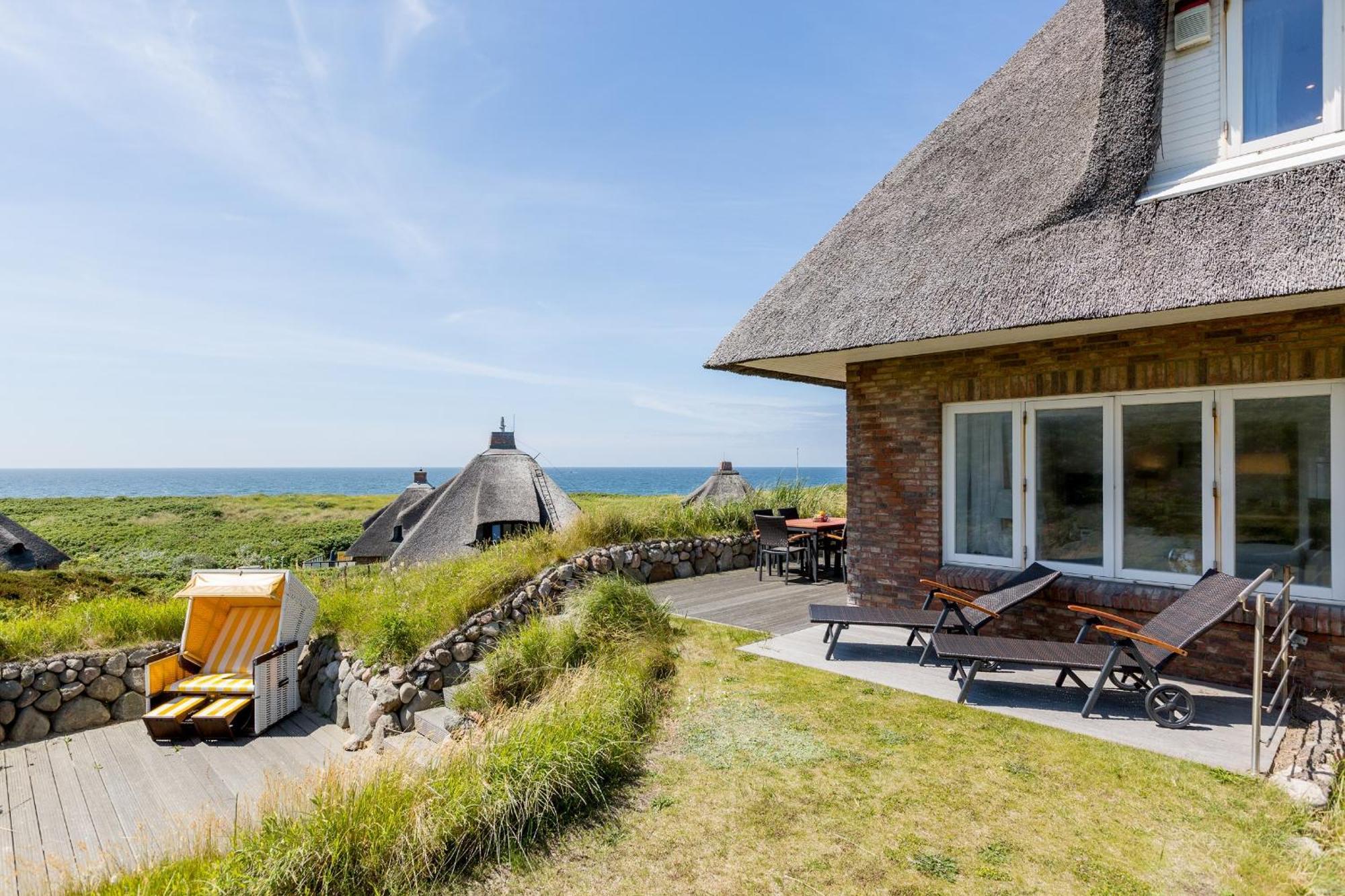 Smuk Hus Vila Hörnum Exterior foto